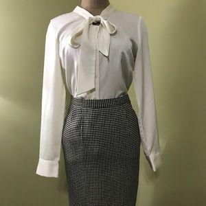 Houndstooth Pencil Skirt
